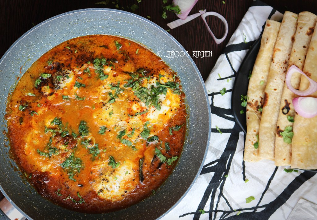 Udaitha Muttai Kuzhambu Recipe