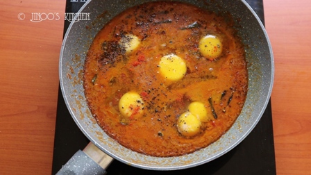 Udaitha Muttai Kuzhambu Recipe