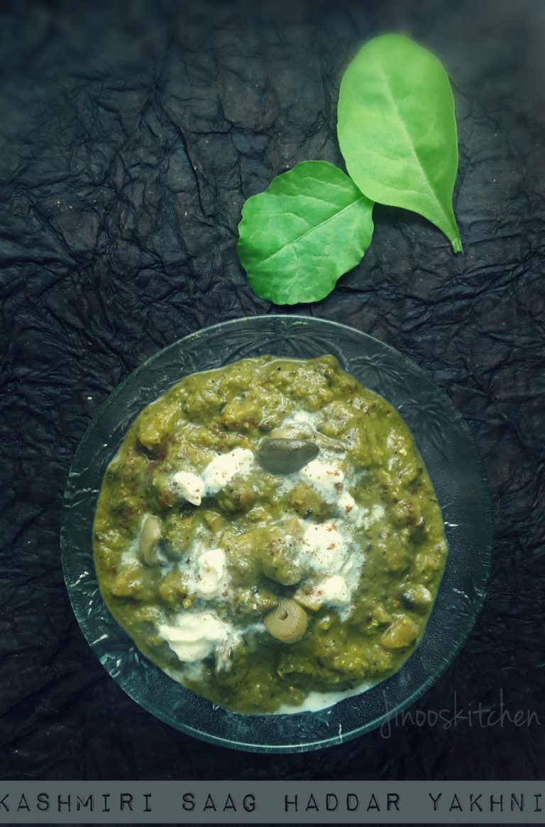 Kashmiri Saag Haddar Yakhni ~ Mushroom Palak in Yogurt Sauce