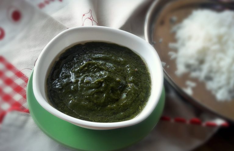 Palak Keerai Masiyal/ spiced and pureed spinach