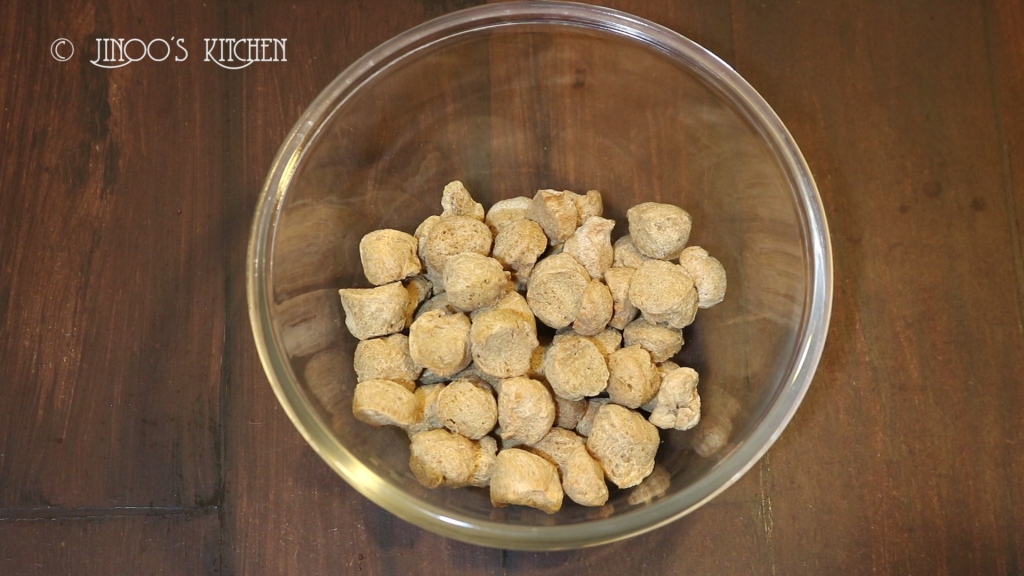 Spicy Soya chunks fry recipe