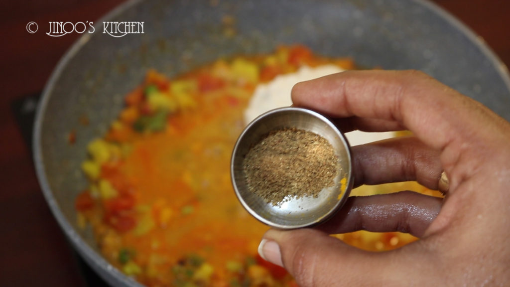 Hotel style Vegetable Kurma for chapathi