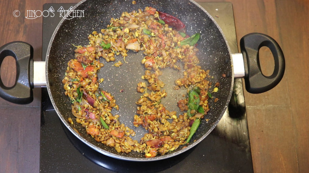 Sprouted horse gram stir fry 