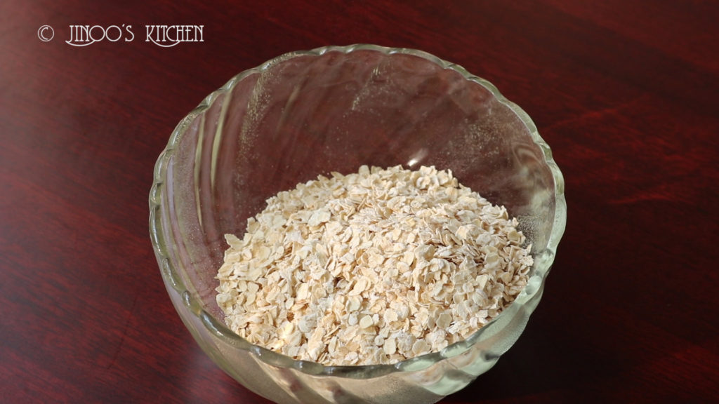 Healthy oats masala idli recipe