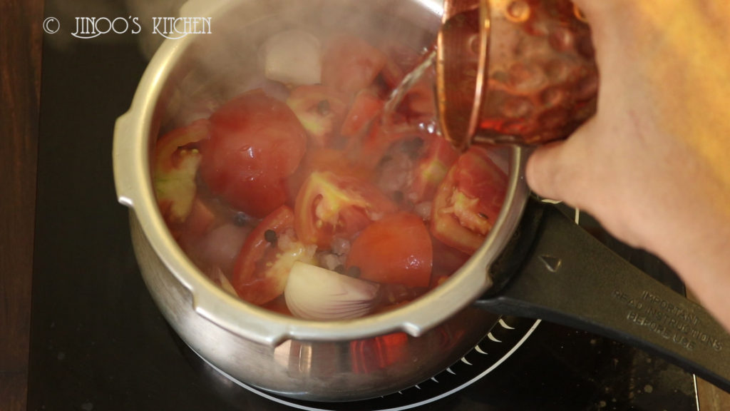 how to make simple tomato soup