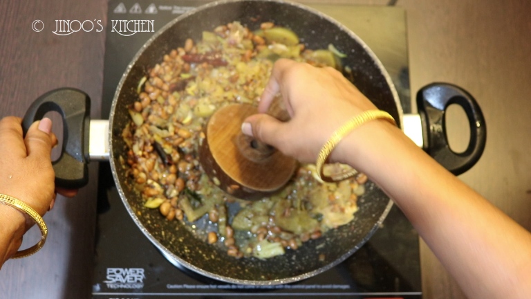 Banana stem and Cow peas Curry