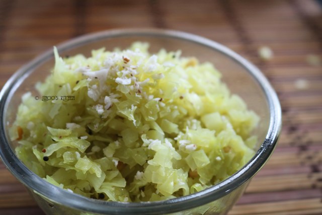 Cabbage poriyal recipe | simple cabbage thoran |cabbage palya