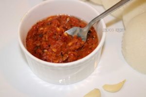 Roasted garlic onion chutney