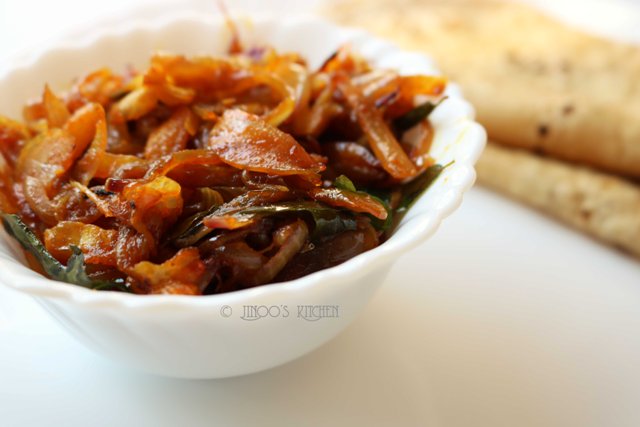 Fried onion masala recipe | onion masala for chapathi | simple masala Onion fry