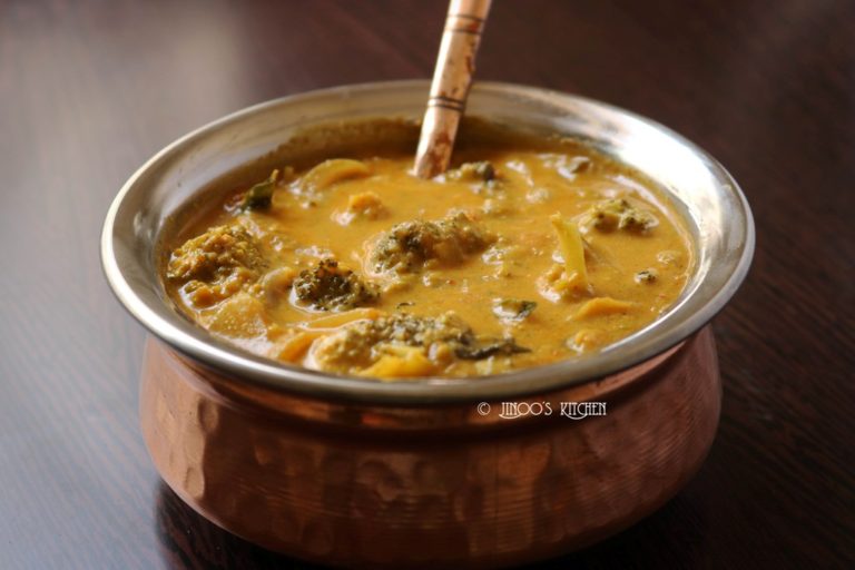 Broccoli masala recipe Indian style | Broccoli gravy recipe for chapathi | Broccoli peas kurma