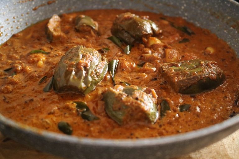 Easy Puli kuzhambu recipe | Kathirikkai puli Kulambu | easy tamarind gravy for rice
