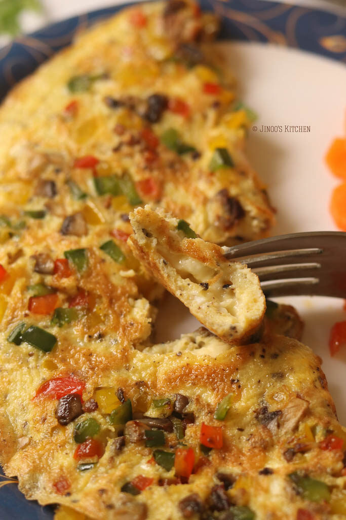 mushroom cheese omelette