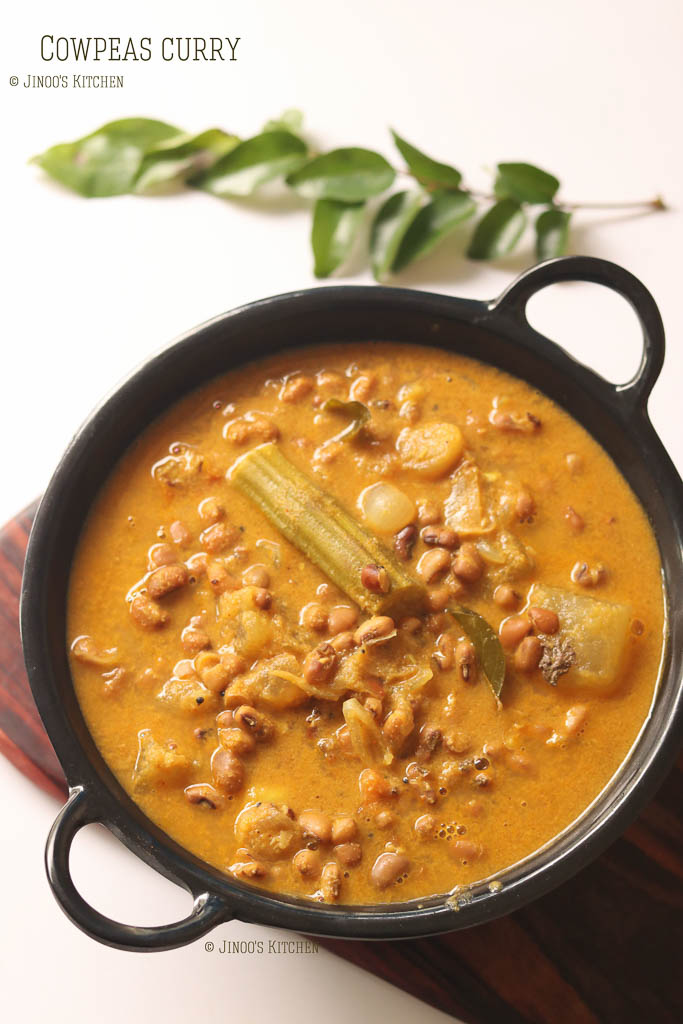 Thatta Payir Kuzhambu Recipe |Cowpeas curry for rice