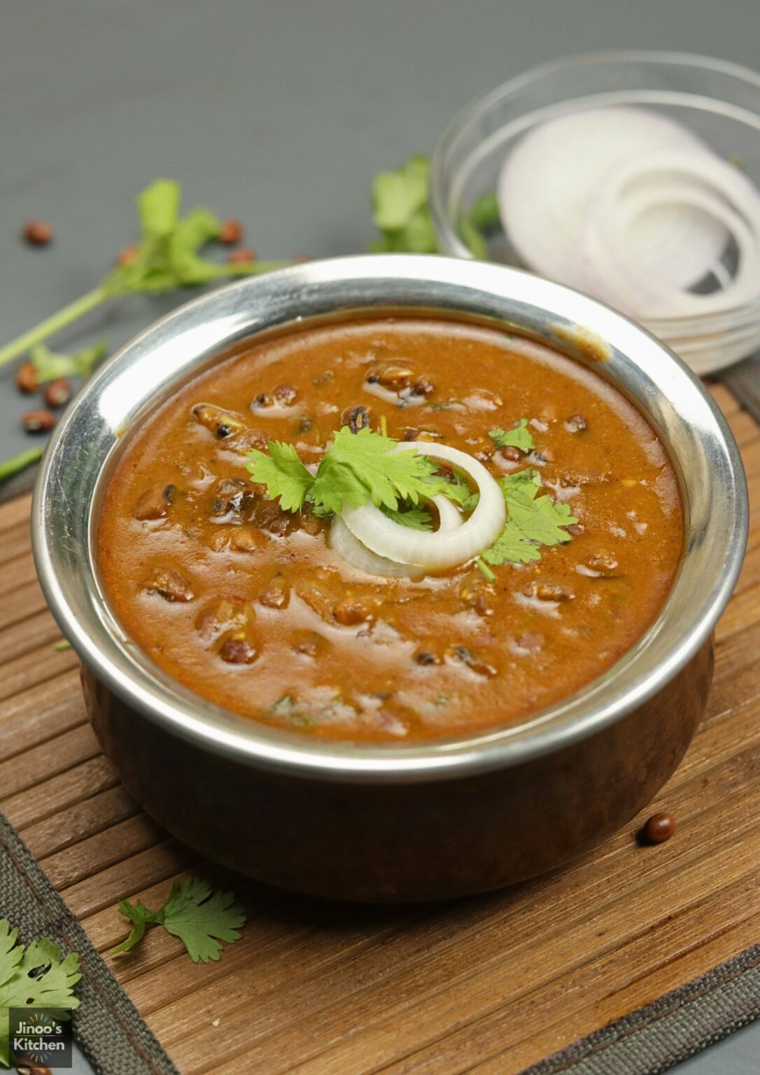 Red Cowpeas Curry for Chapathi | Kerala Style Vanpayar Masala Jinoo's ...